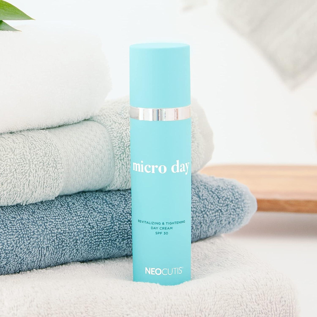 Neocutis Micro Day Rejuvenating Cream SPF 30